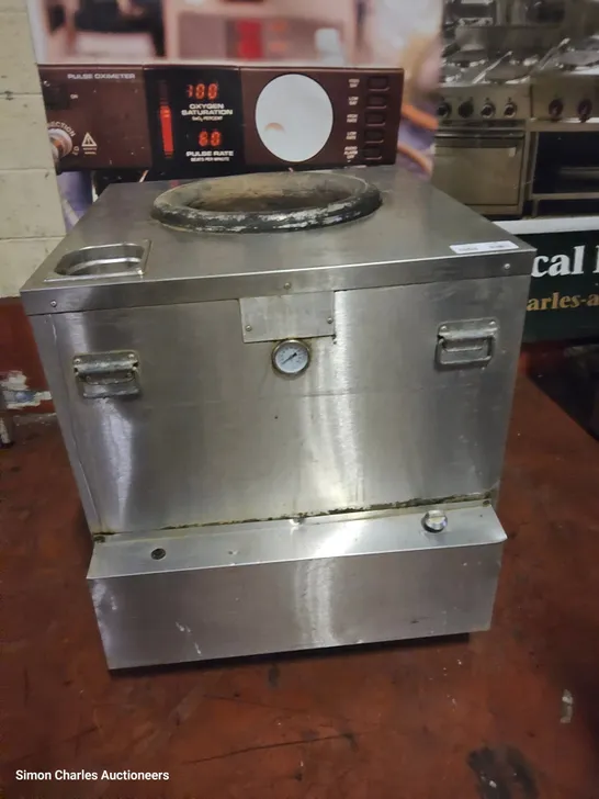 GAS FIRED TANDOORI OVEN