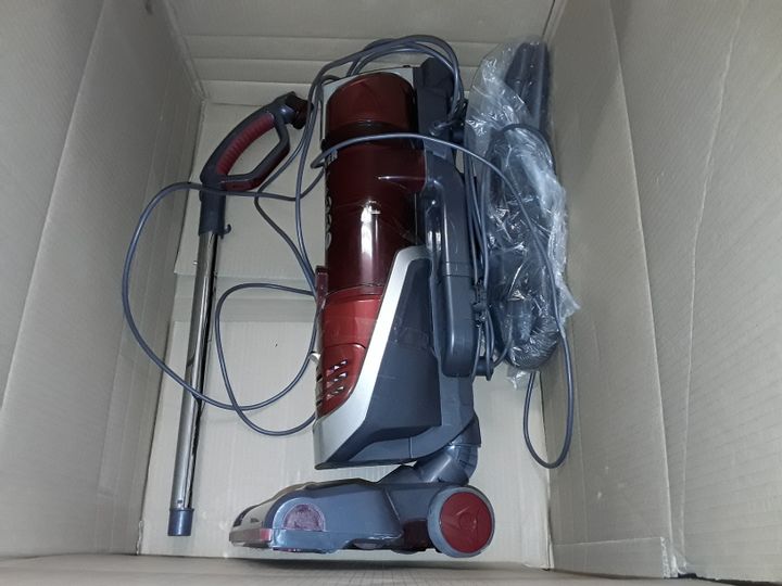 VACUUM CLEANER, RED & GREY, LONG REACH 3105145Simon Charles Auctioneers