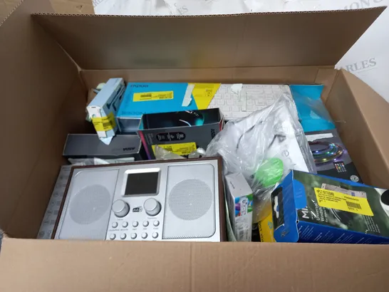 box of assorted items to include mouse, led lights, earphones etc 