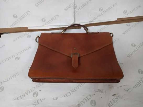 LARGE LEATHER BAG WITH CHANGABLE STRAPS 