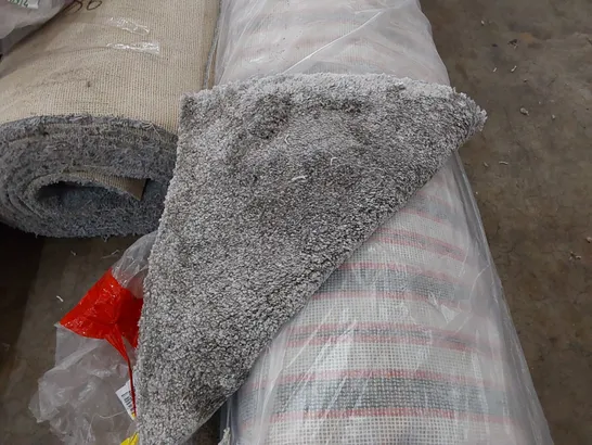 ROLL OF QUALITY AUBERY FLINT CARPET // SIZE: APPROXIMATELY 5 X 5m