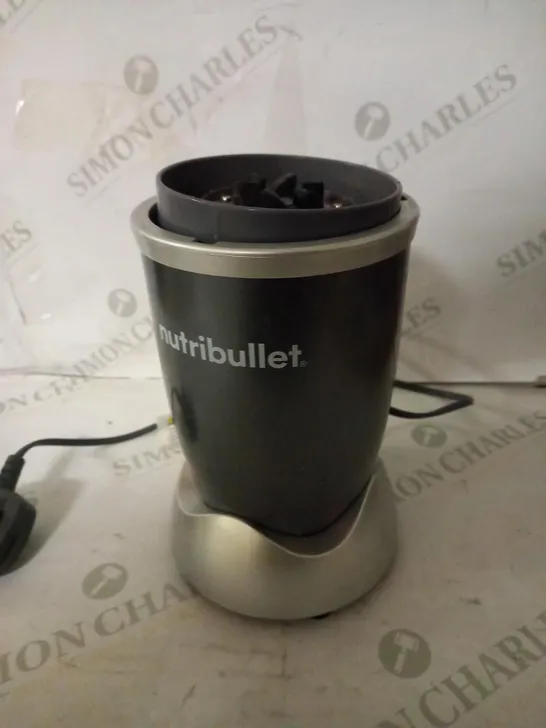 NUTRIBULLET 600 SERIES HIGH SPEED BLENDER