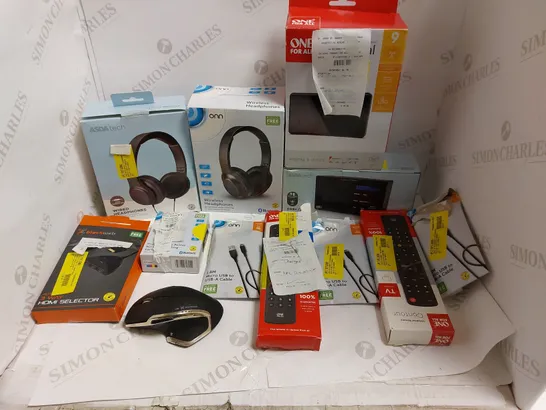 BOX OF ASSORTED ELECTRICAL ITEMS TO INCLUDE HEADPHONES, REMOTE CONTROLS AND USB CABLES