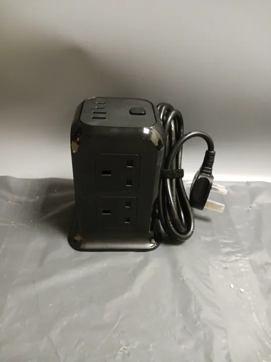 BOXED EXTENSION CORD SOCKET WITH MULTIPLE SOCKETS AND USB PORTS BLACK