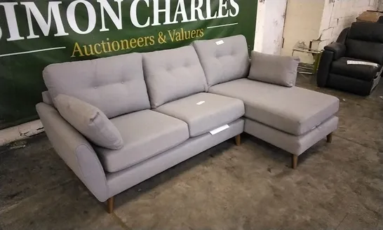 QUALITY BRITISH DESIGNER LIGHT GREY FABRIC CORNER GROUP SOFA WITH CHAISE SECTION