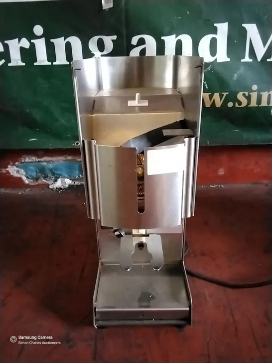 EUREKA MYTHOS EURGND MANUAL COFFEE GRINDER