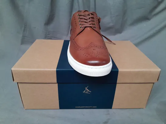 BOXED PAIR OF CHARLES TYRWHITT LEATHER BROGUE TRAINERS IN WALNUT BROWN UK SIZE 10