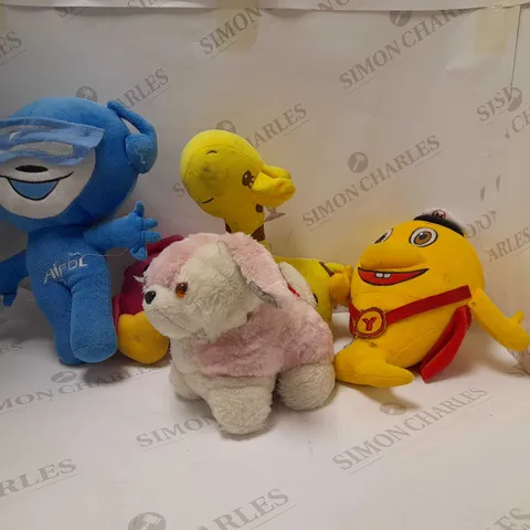 APPROXIMATELY 5 BRAND NEW ASSORTED SOFT TOYS