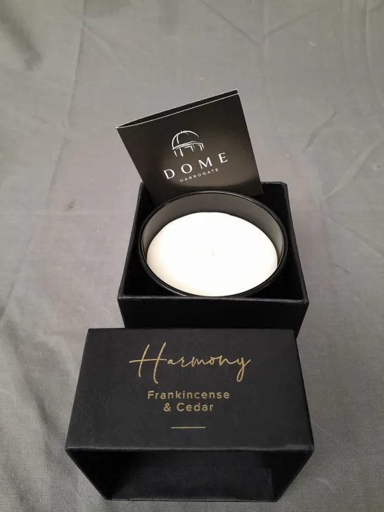 BOXED DOME HARROGATE FRANKINCENSE AND CEDAR  SCENTED CANDLE