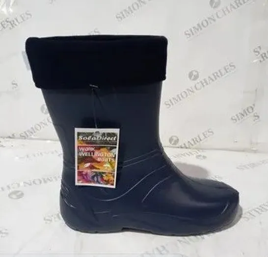 BLUE WATERPROOF PLASTIC BOOTS