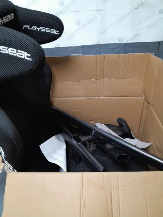 BOXED PLAYSEAT EVOLUTION PRO RACING SEAT 