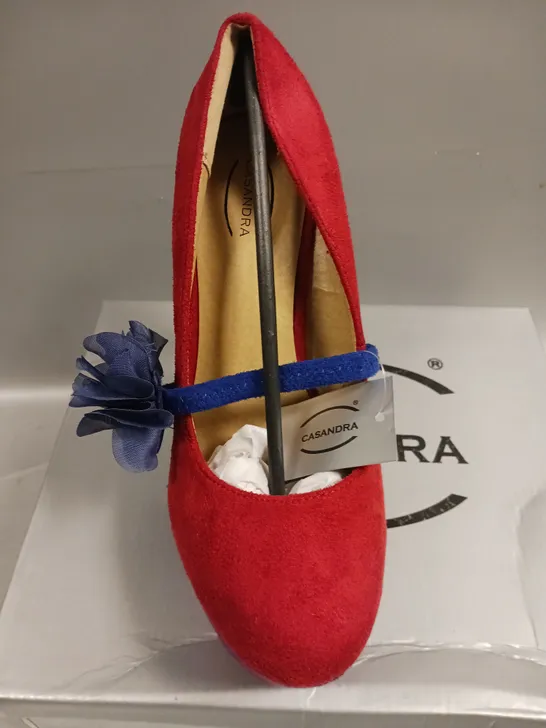 LOT OF 14 BOXED PAIRS OF CASANDRA RED/BLUE SHOES 