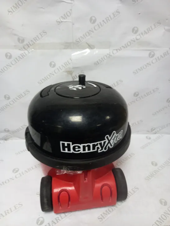 NUMATIC HENRY XTRA VACUUM CLEANER