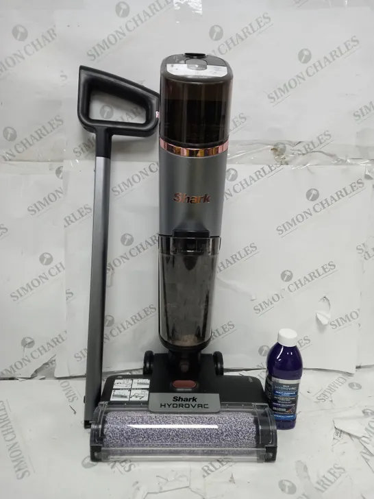 BOXED SHARK HYDROVAC HARD FLOOR WET & DRY CORDLESS CLEANER WD210UK 