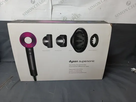 DYSON SUPERSONIC HAIRDRYER WITH ACCESSORIES