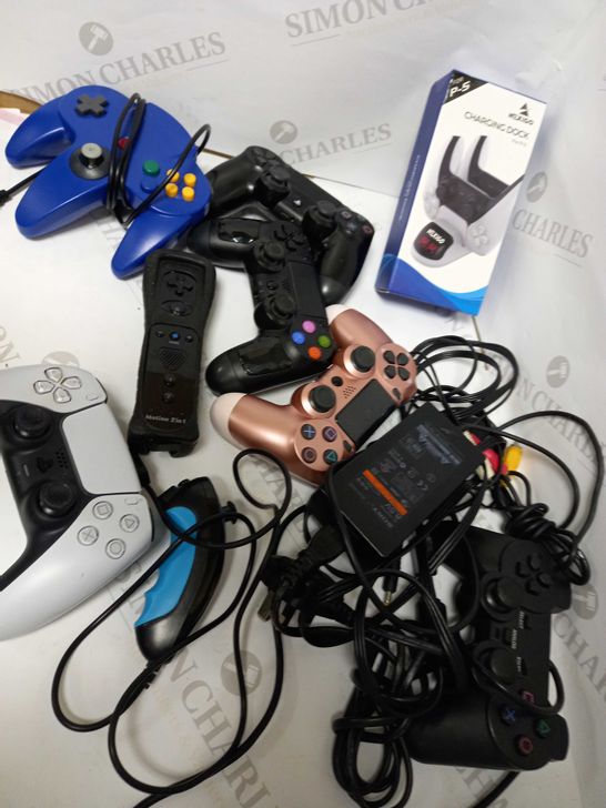 ASSORTED GAMING ELECTRICAL ITEMS APPROX. 10 ITEMS 