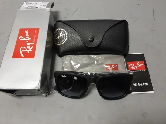 RAY BAN BLACK FRAMED GLASSES IN BOX