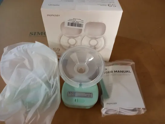 BOXED MOMCOZY S9 PAIR OF WEARABLE BREAST PUMPS