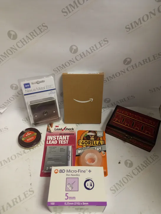 BOX OF APPROXIMATELY 15 ASSORTED HOUSEHOLD ITEMS TO INCLUDE AMAZON PAPERWEIGHT COVER, CO-AXIAL SOCKET, DECORATIVE BOX ETC 