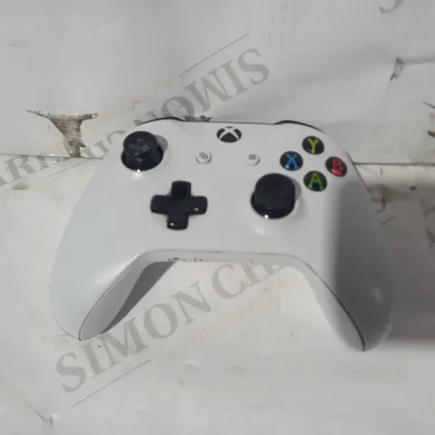 MICROSOFT WIRELESS CONTROLLER FOR XBOX ONE - 1708 IN WHITE