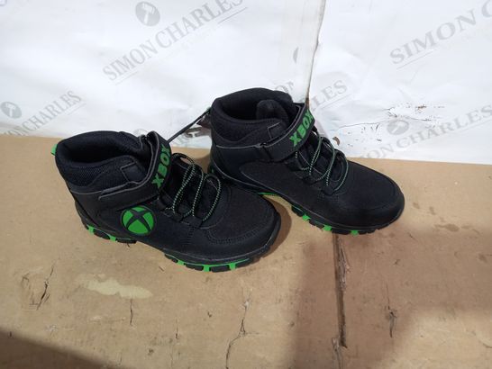 PAIR OF XBOX TRAINERS SIZE 1 KIDS