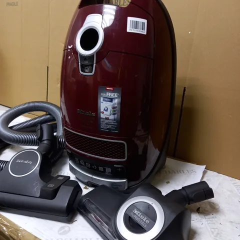 MIELE COMPLETE C3 CAT AND DOG PRO POWERLINE CORDED VACUUM CLEANER