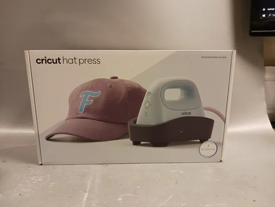 BOXED AND SEALED CRICUT HAT PRESS