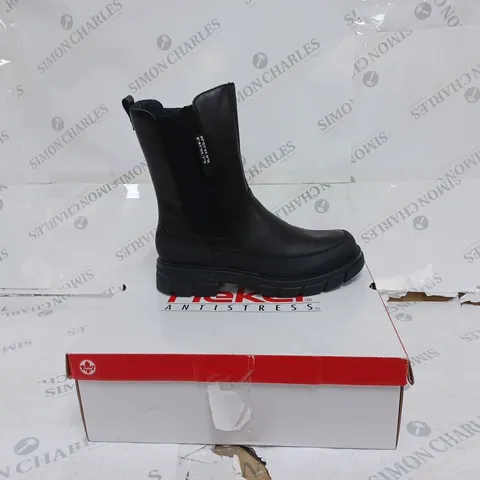 BOXED RIEKER BLACK CHELSEA BOOTS- SIZE 6.5