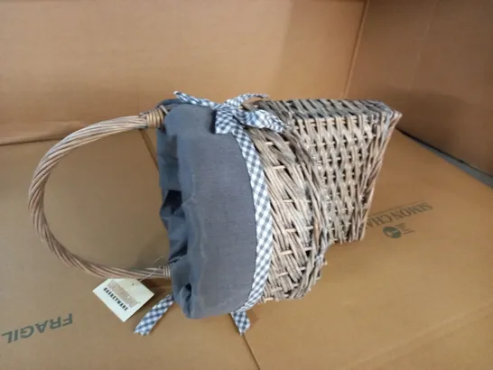 GREY STEP BASKET WITH LINING