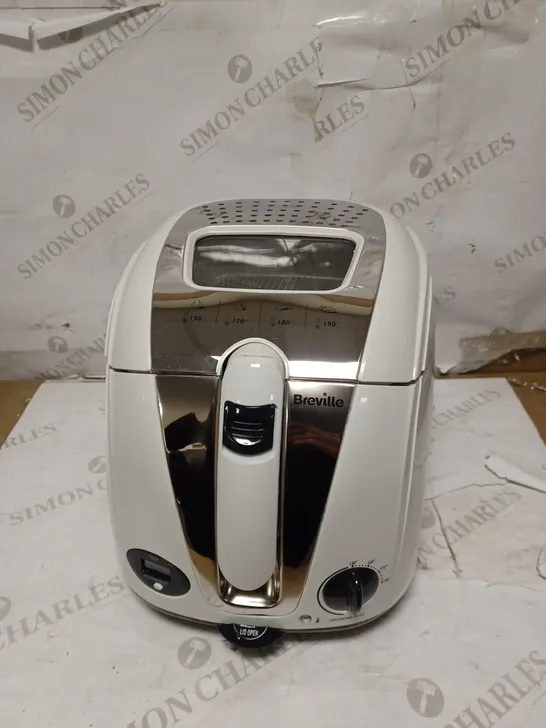 BREVILLE EASY CLEAN DIGITAL FRYER 