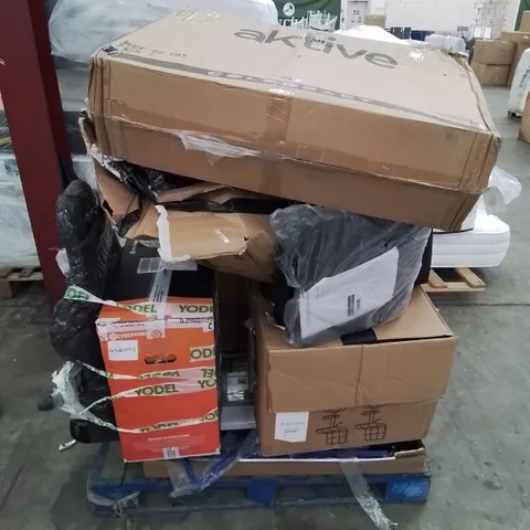 PALLET OF MIXED VARIOUS FURNITURE PARTS AND CHAIRS