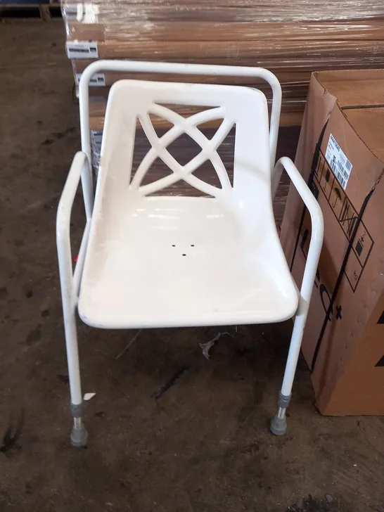 ROMA MEDICAL 4553/EX SHOWER CHAIR