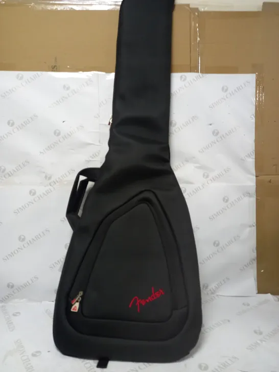 FENDER F610 GIG BAG 