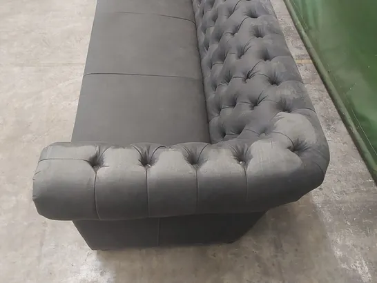 DESIGNER 3 SEATER CHESTERFIELD STYLE SOFA