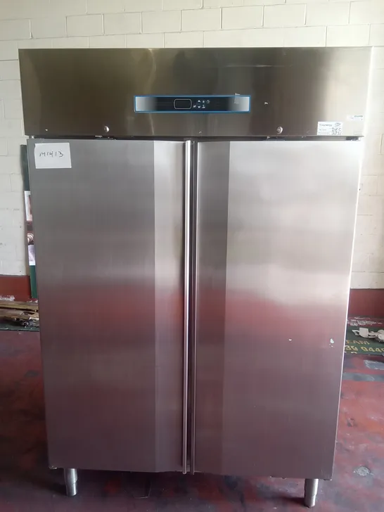 COMMERCIAL DOUBLE DOOR TALL FRIDGE 