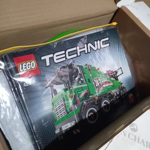 BOXED LEGO TECHNIC SET 