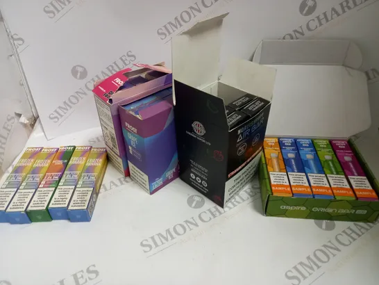 BOX OF APPROXIMATELY 30 ASSORTED DISPOSABLE VAPES IN VARIOUS FLAVOURS 