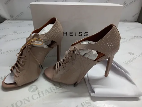 BOXED PAIR OF REISS MILA PEEPTO SHOES IN TRUFFLE CROC - 5