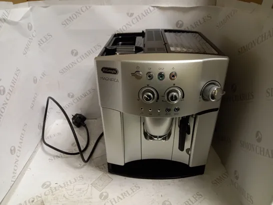 DEHLONGHI MAGNIFICA BEAN TO CUP COFFEE MAKER 