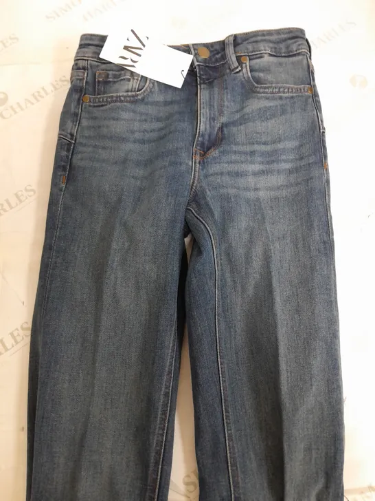 ZARA SLIM FIT MID RISE DENIM JEANS - EUR 34