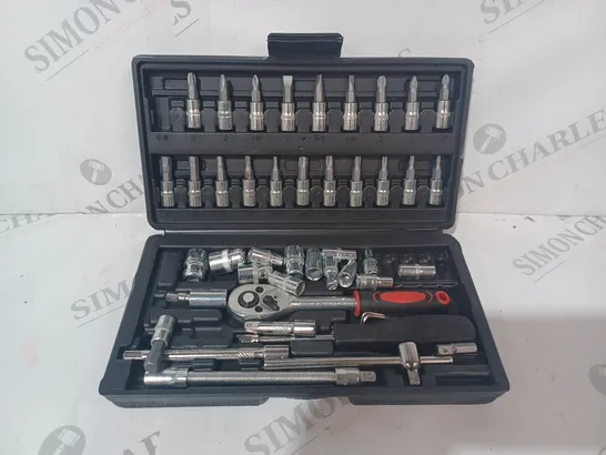 BOXED UNBRANDED 46 PIECE TOOL SET