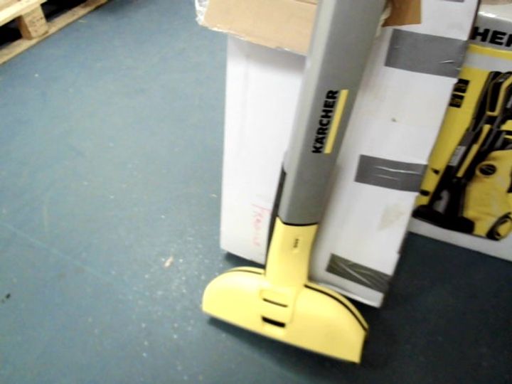 KARCHER FC3 CORDLESS HARD FLOOR CLEANER 3126091-Simon Charles Auctioneers