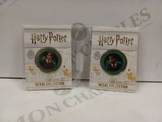 HARRY POTTER 4 X ASSORTED COLLECTABLE MEDALS, DESIGNS VARY 