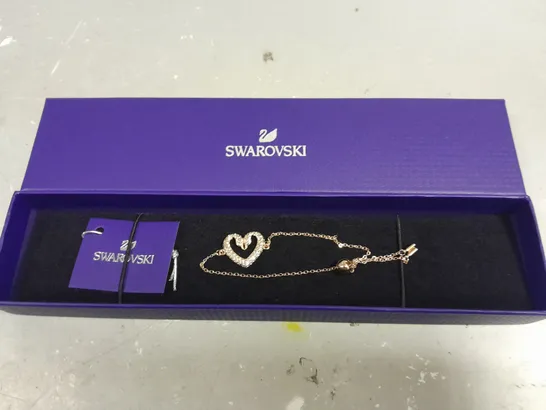 SWAROVSKI HEART THEMED BRACELET