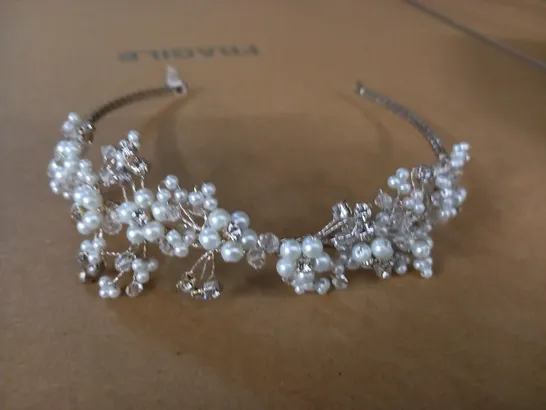 BOXED LINZI JAY EMBELLISHED BRIDAL TIARA