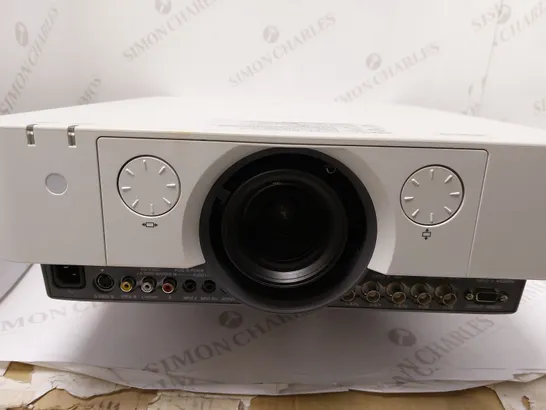 SONY WUXGA VPL-FH31 PROJECTOR