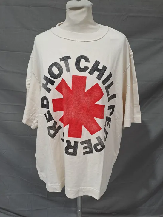 ABERCROMBIE & FITCH RED HOT CHILI PEPPERS T-SHIRT IN CREAM SIZE LARGE