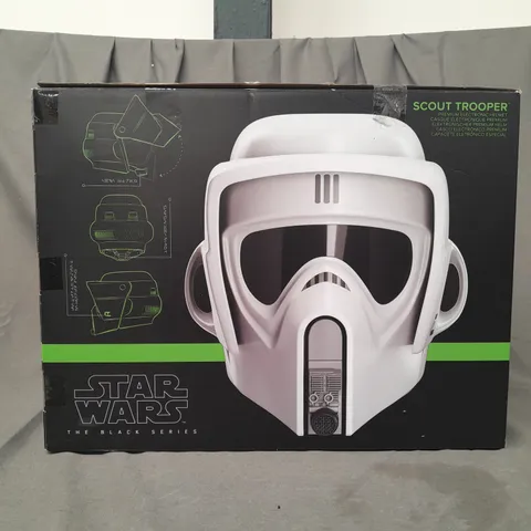 BOXED STAR WARE THE BLACK SERIES SCOUT TROOPER PREMIUM ELECTRONIC HELMET
