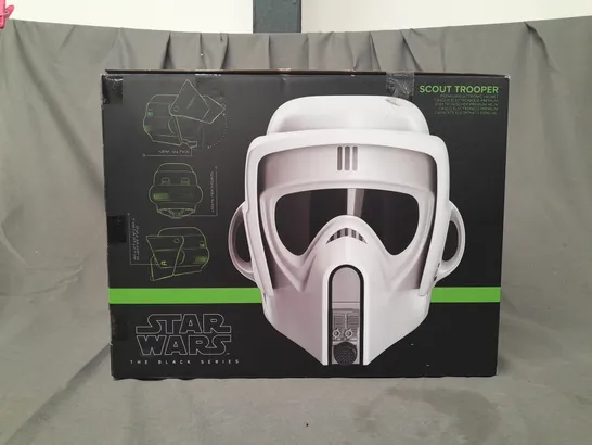 BOXED STAR WARE THE BLACK SERIES SCOUT TROOPER PREMIUM ELECTRONIC HELMET