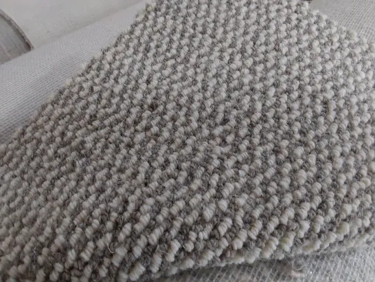 ROLL OF QUALITY LAKELAND HERDWICK SILVER CARPET APPROXIMATELY 4M × 4.86M